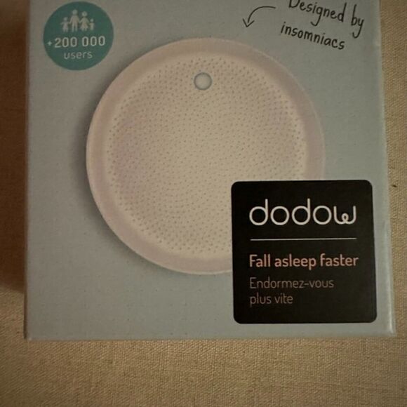 Dodow Sleep Better Sleep Aid Machine - NIB - Picture 5 of 8